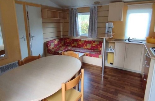 Locmaria-Berrien House | Camping 3 étoiles - Piscine - ccafbbi