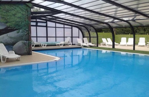 Locmaria-Berrien House | Camping 3 étoiles - Piscine - ccafbbi