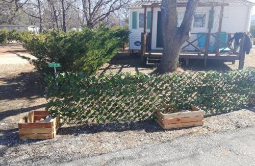 Sainte-Croix-du-Verdon Apartment | CAMPING 3* ! PROGHE DES GORGES DU VERDON ET LAC DE STE CROIX 04500 ! TOUT EQUIPE ! CHAMPS DE LAVANDES ! CALME ! NBRES ACTIVITES ! RANDONNEES ! NAUTISME !