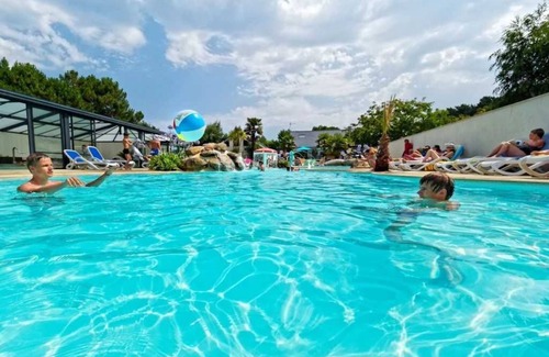 Saint-Lunaire House | Camping 4 étoiles - Parc aquatique - ccbbgbh