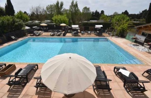 Paluds de Noves Ski Chalet | Camping 4 étoiles - Piscine - eehf0f