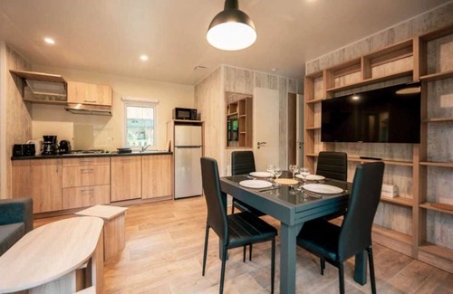 Quimper House | Camping 5 étoiles - Parc aquatique - ccaaagd