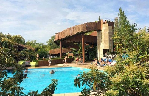 Mezos House | Camping 5 étoiles - Piscine - eechfb