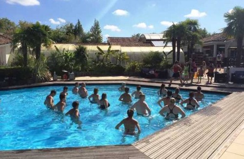 Mezos House | Camping 5 étoiles - Piscine - eechff