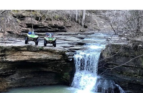 Elkins Cabin | Camping Cabin with direct Mill Creek trail access!