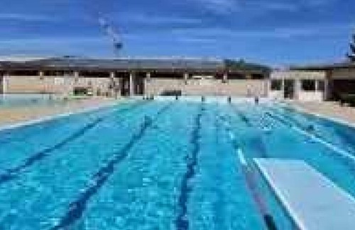 Charlieu House | Camping - ccbbifd - Three Bedroom Apartment, Sleeps 6