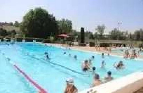 Charlieu House | Camping - ccbbife - Two Bedroom Apartment, Sleeps 6