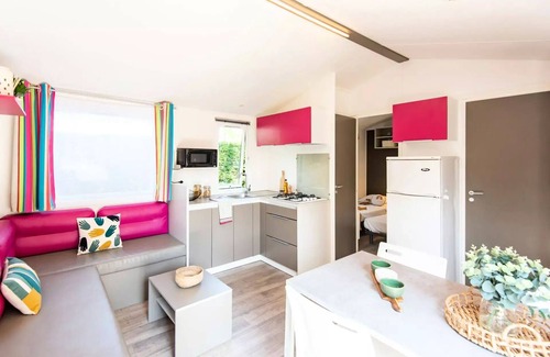 Olonne-sur-Mer House | Camping Club MS Le Trianon * - 4 Room Cottage 6 People + TV