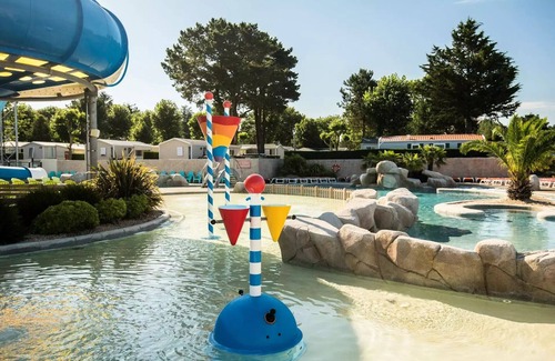 Olonne-sur-Mer House | Camping Club MS Le Trianon * - 4 Room Cottage 6 People + TV