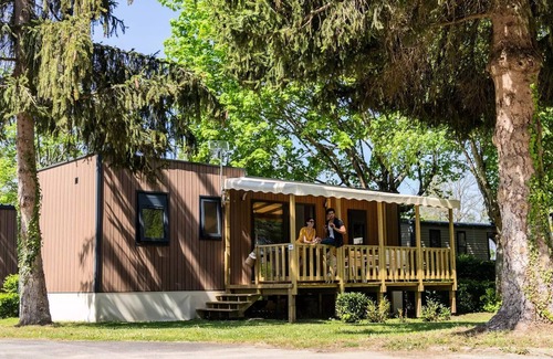 Crecy-la-Chapelle House | Camping Country Park Crécy La Chapelle * - Mobile Home KING 4 Rooms 6 People