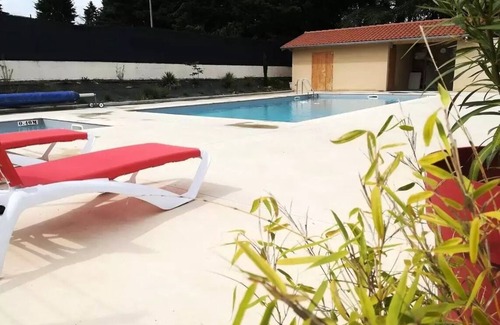 Saint-Bonnet-le-Chateau House | Camping de la Belle Etoile * - Mobile home Mercure comfort 2 bedrooms terrace 4 people