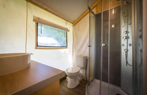 Brissac-Quince RV Rental | Camping de l'Etang* - Unusual Premium Safari Tent 3 Rooms 4/5 people