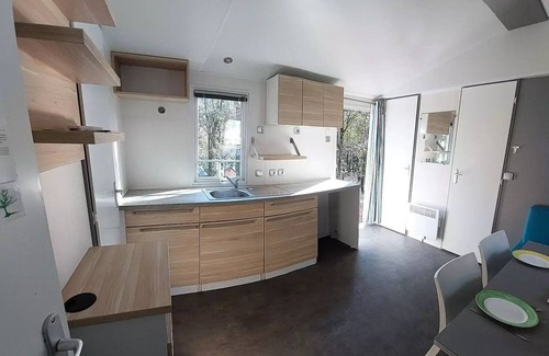 Saint-Paul-Trois-Chateaux House | Camping de la Colline * - 3 bedroom mobile home COMFORT 6 people