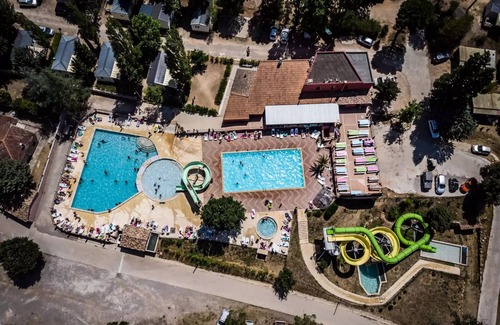 Villecroze House | Camping Flower Les Cadenières* - Standard Canvas Bungalow 3 Rooms 5 People Without sanitary facilities