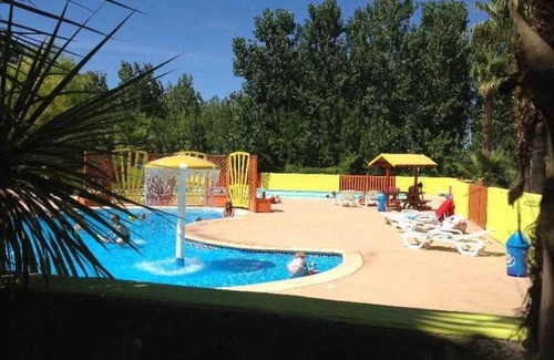 Villeneuve-les-Beziers House | Camping 4 étoiles - Piscine - ccaffcc