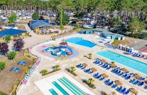Saint-Julien-en-Born House | Camping - Funpass inclus - Piscine - ccaegda