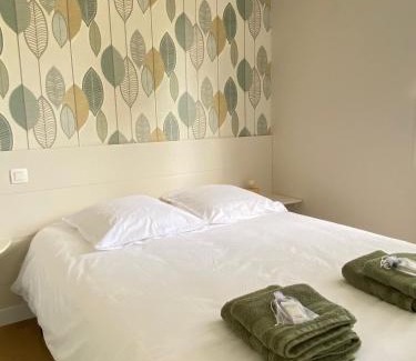 Montpezat-de-Quercy Other | camping le Faillal