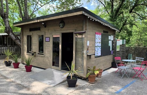 Carces House | Camping Les Fouguières* - Mobile Home Classic Eco + Louisiana 3 Rooms 4 People