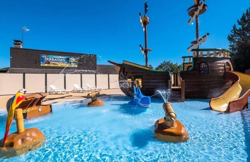 Pont-de-Salars House | Camping Les Terrasses du Lac* - Mobil home Classic 3 rooms 4 people