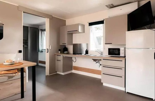 Olonne-sur-Mer House | Camping maeva Respire Le Bois de La Gachère * - Mobile Home PMR 3 Rooms 4 People