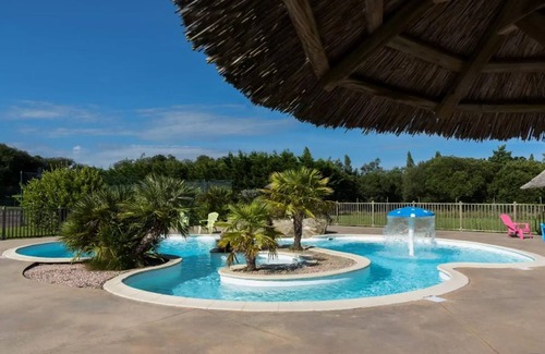 Plougasnou House | Camping maeva Respire Le Domaine de Mesqueau * - Lodge PREMIUM 3 Rooms 4 People + TV