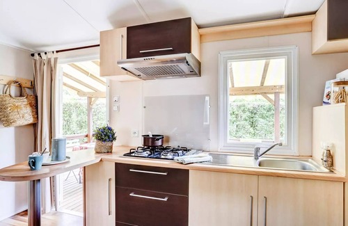 Doussard House | Camping Romanée La Ferme de la Serraz* - Comfort mobile home 4 rooms 6 people