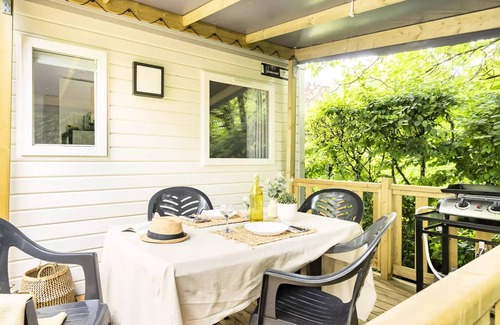 Doussard House | Camping Romanée La Ferme de la Serraz* - Comfort mobile home 3 rooms 4 people