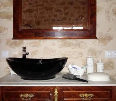 Maella Cabin | Campo Golden Heritage OFF GRID