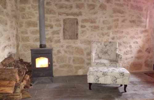 Maella Cabin | Campo Golden Heritage OFF GRID