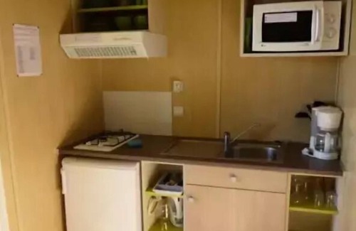 Rouffignac-Saint-Cernin-de-Reilhac Ski Chalet | Campsite Flower Les Terrasses de Dordogne *** - Chalet Noisette Confort 2 rooms for 2 people