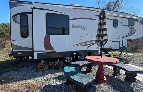 Ruffin House | Campsite #3 Cozy RV in Lovely St. George with AC, WiFi