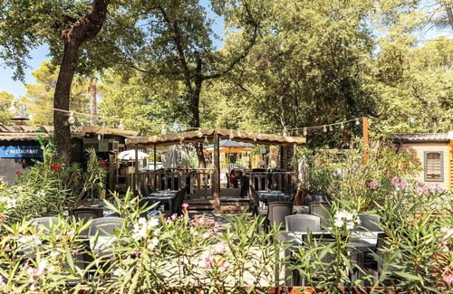 Nans-les-Pins House | Campsite Domaine de la Sainte Baume* - Comfort Mobile Home 3 Rooms 4 People Air Conditioned