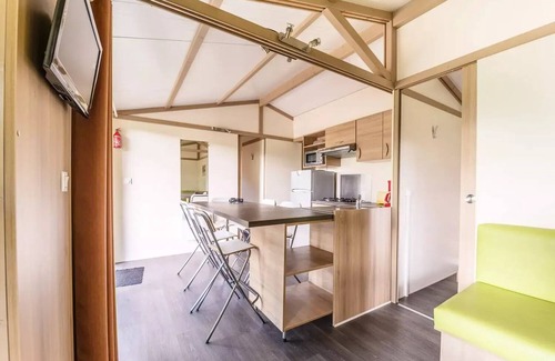 La Salle-en-Beaumont Ski Chalet | Campsite Le Champ Long * - Comfortable 3 bedroom cottage for 6 people