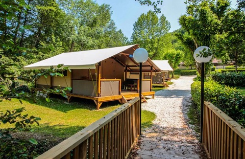 Souillac House | Campsite La Draille - Lodge Gourdon tent 3 rooms for 5 people (without sanitary facilities)