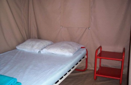 Puybrun House | Campsite La Sole**** - 3 Room Canvas Bungalow 4 People