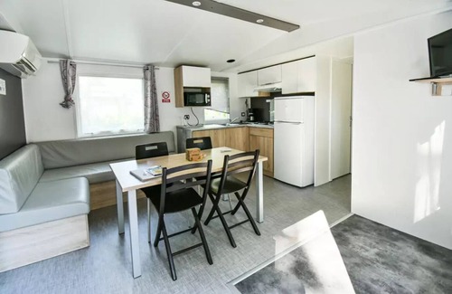 Saint-Leu-dEsserent House | Campsite Le Pré des Moines * - Mobil-home LAURIER + 3 bedrooms 2 to 8 people - 2 pers. included in the tariff
