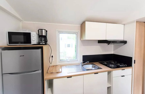 Saint-Maximin House | Campsite Le Pré des Moines * - Mobile home LOTUS + 3 bedrooms 2 to 7 people - 2 people included in the price