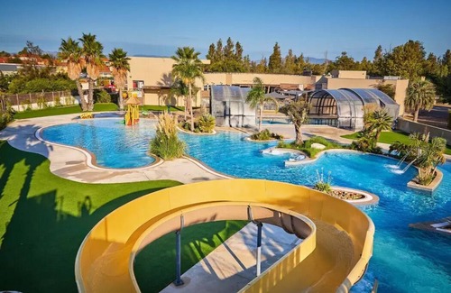 Torreilles-Plage House | Campsite Les Dunes* - Classic 4-room mobile home for 6 people with air conditioning