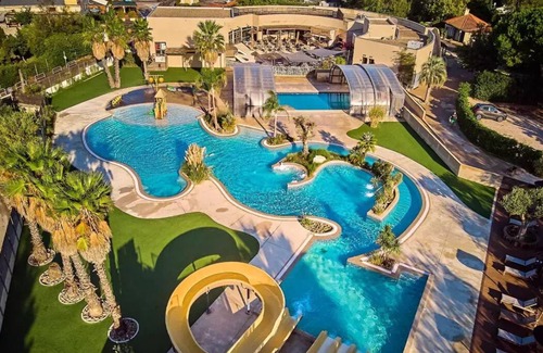 Torreilles-Plage House | Campsite Les Dunes* - Mobile home Comfort 4 rooms 6 people air-conditioned - TV