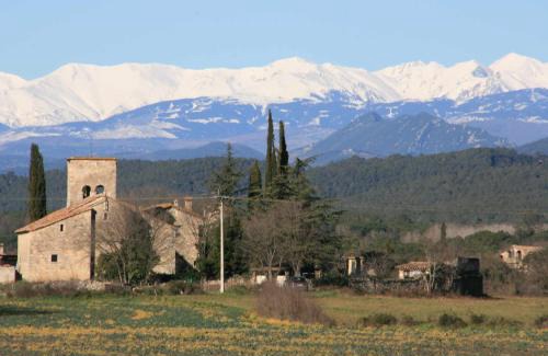 Maia de Montcal House | Can Canals Rectoria de Dosquers