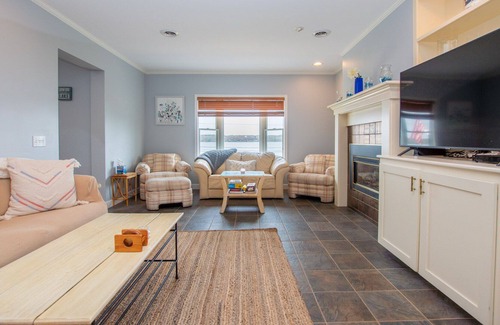 Canandaigua Cottage | Can Jam: "Paradise on Canandaigua Lake!"