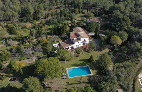 Sant Pere de Ribes Villa | Can Pares, villa set in nature, private gardens with pool near Sitges