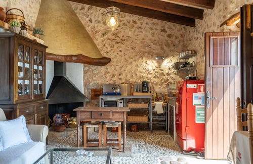 Selva House | CAN PULIT - finca romántica con piscina y vistas