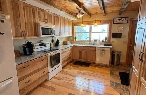 Meredith House | Can't Bear to Leave Lake Winnisquam
