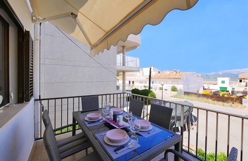 es Bacares Ski Chalet | Can Xim 080 fantastic house close to the beach, with terrace, garden, barbecue and WiFi.