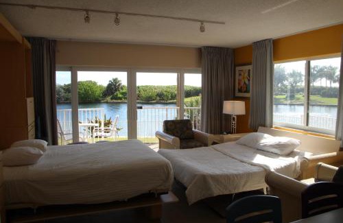 Pompano Beach Resort | Canada House Beach Club Resort