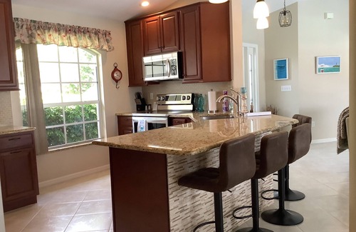 Pelican House | Canal, Dock, BEST LOCATION IN CAPE, 3 BR 2 BA CANAL HOME, FISH FROM THE DOCK