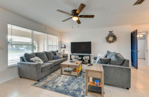 North Port House | Canal-Front Fishing and Pool North Port Home