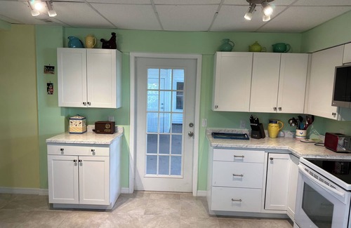 Gulf Harbor House | Canal front lower level of home in N Naples. nA great getaway place!