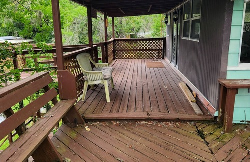 Fort McCoy House | Canal-Side Adventure Base – Kayak, Fish & Ride Near Lake Delancy